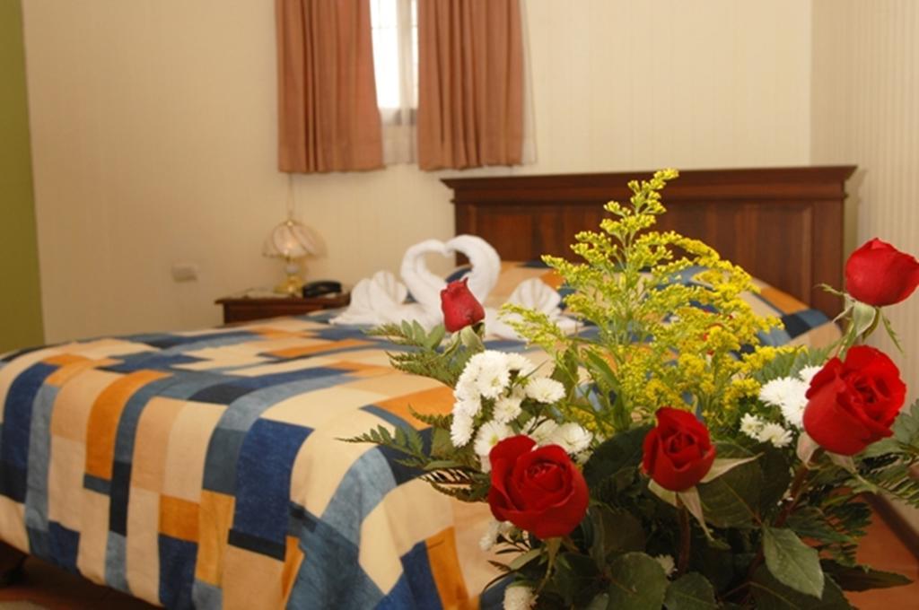 Hotel Las Brumas Cartago Room photo