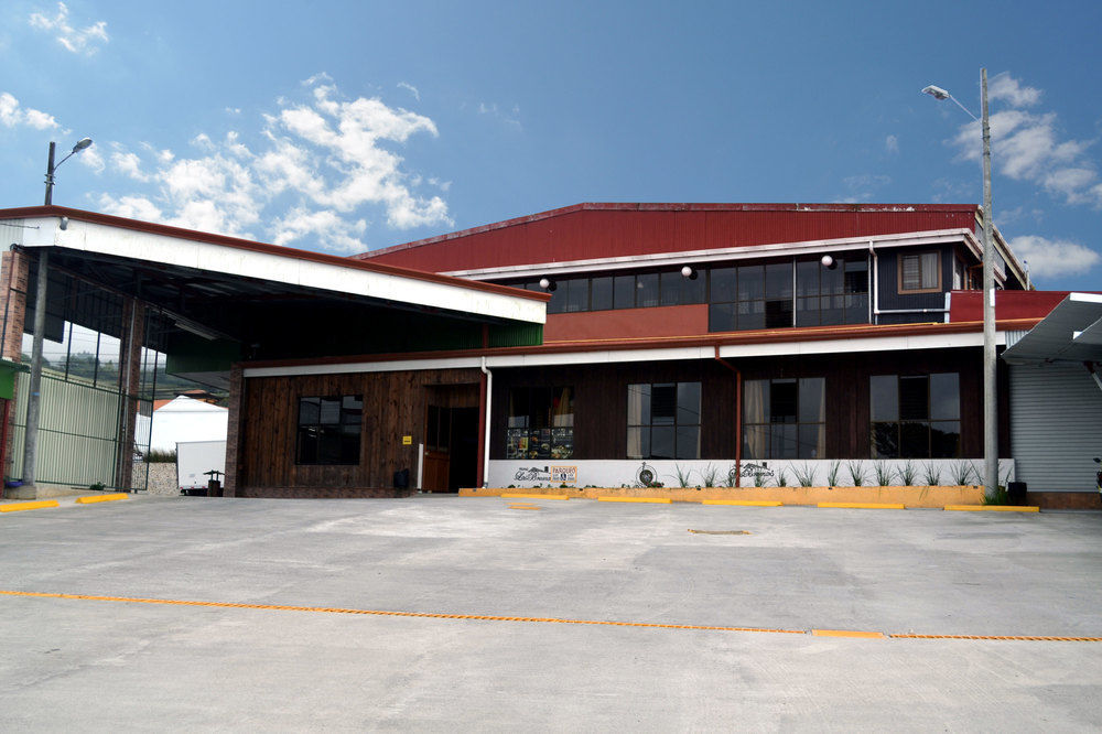 Hotel Las Brumas Cartago Exterior photo